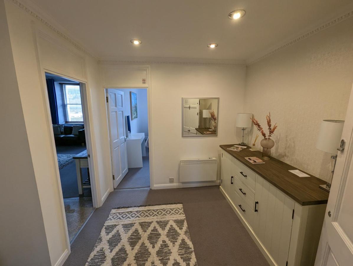 Grosvenor Pad - Lovely 2-Bed Flat - Free On Street Parking باث المظهر الخارجي الصورة