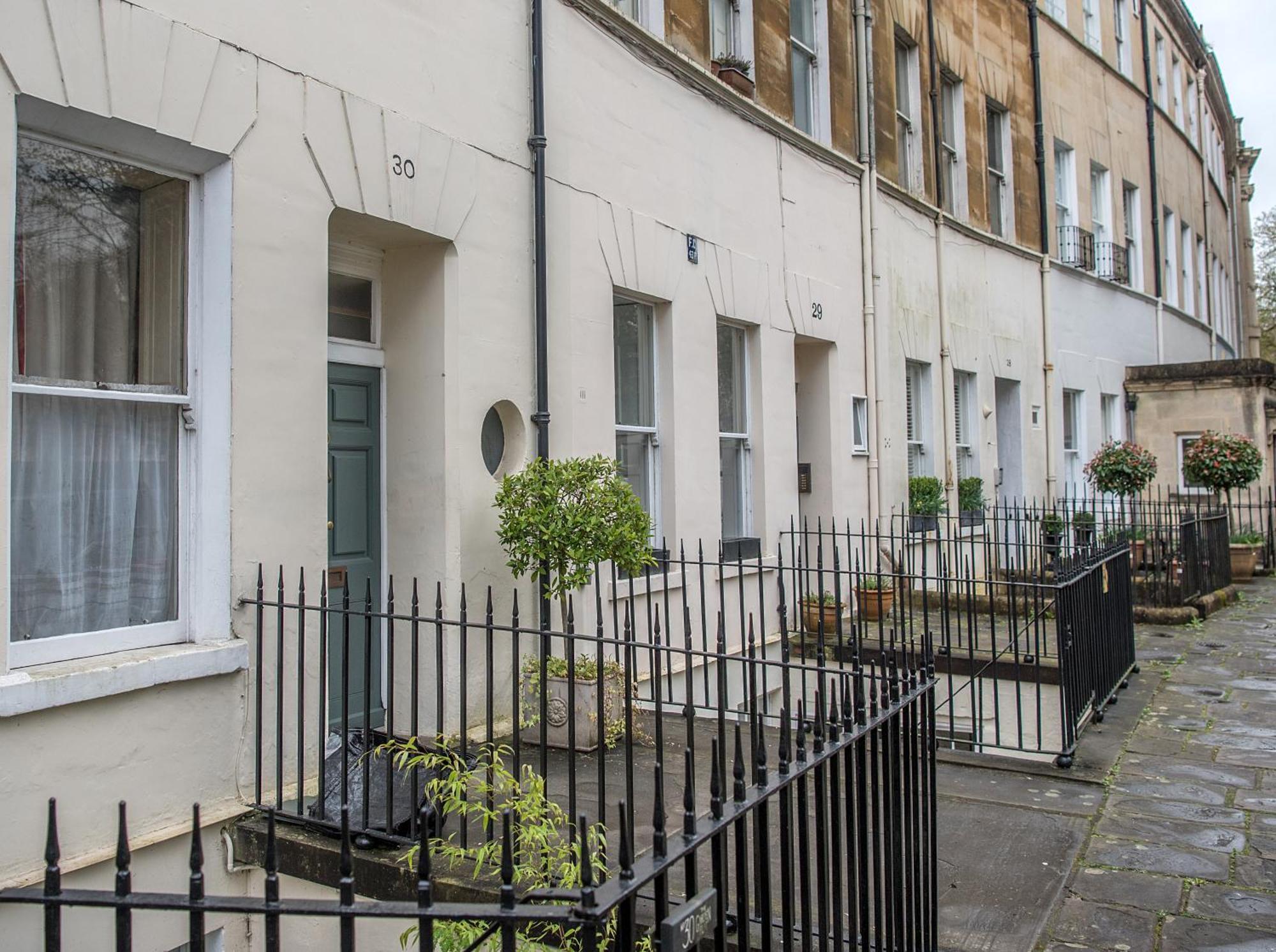 Grosvenor Pad - Lovely 2-Bed Flat - Free On Street Parking باث المظهر الخارجي الصورة